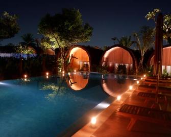 Aloravilla - Senggigi - Pool