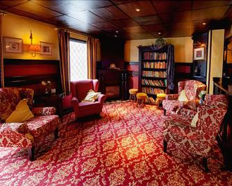 Fletcher Hotel-Restaurant Veldenbos - Nunspeet - Living room