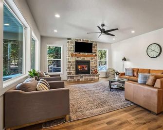 New Family Vacation Retreat - McCall - Sala de estar