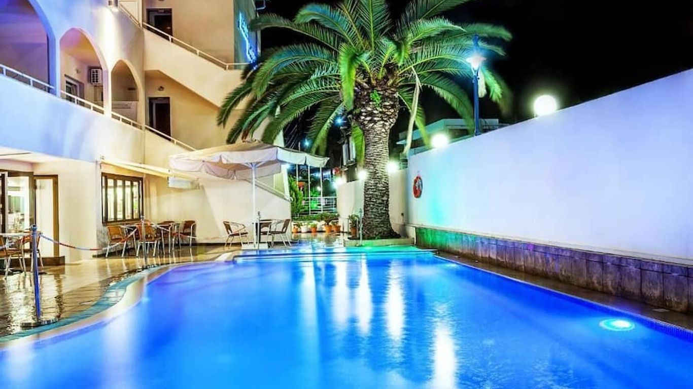 إيلينوتيل بوليس هوتل