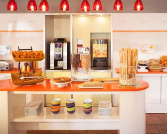 ibis Styles Bayonne Centre Gare - Bayona - Buffet