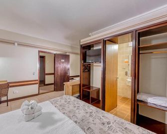 Hotel Colonial Iguaçu - Foz do Iguaçu - Soverom