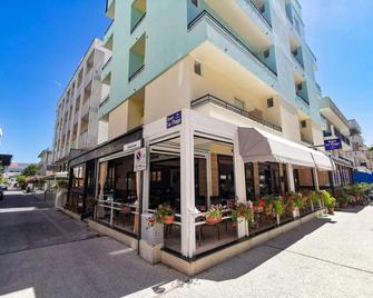 Hotel La Plage - Cattolica - Toà nhà