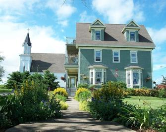 Louisbourg Heritage House - Louisbourg - Будівля