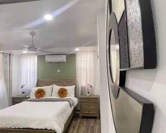 Cypress Suites - Roseau - Sypialnia