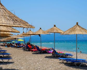 Hotel Emblem - Saranda - Strand