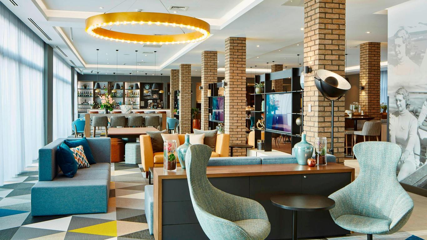 Courtyard by Marriott Oxford South