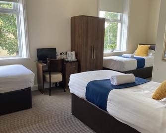 The New Brighton Hotel - Wallasey - Bedroom