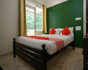 OYO 12059 Cardamam County - Munnar - Slaapkamer