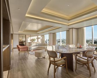 Slohh by Roach Bengaluru, Curio Collection by Hilton - Bengaluru - Bedroom