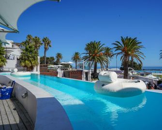 The Bay Hotel - Città del Capo - Piscina