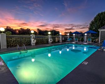 Hampton Inn Tullahoma - Tullahoma - Piscina
