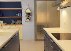 Calella Port Bo Apartment - Live a special vacation in Costa Brava! - Calella de Palafrugell - Kitchen