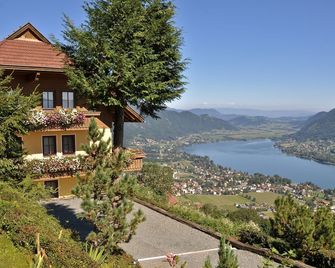 Mathiasl Panorama Ferienwohnungen - Bodensdorf - Outdoor view