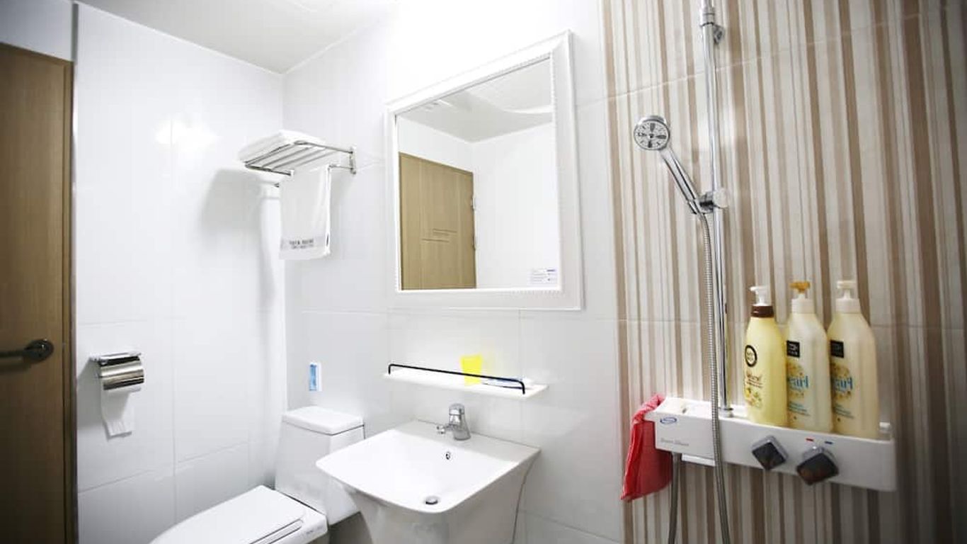 플로라호스텔펜션