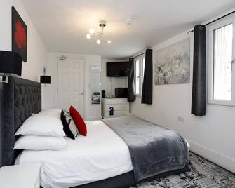 Bexley Village Hotel - Bexley - Bedroom