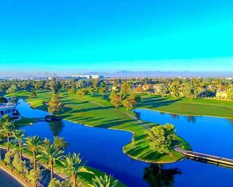 Hollyhock - Pet-Friendly 4br Heated Pool & Near Golf - Chandler