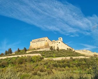 Portica Homes Assisi - Assisi