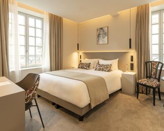 Best Western Premier Le Chapitre Hotel & Spa - Remiremont - Schlafzimmer