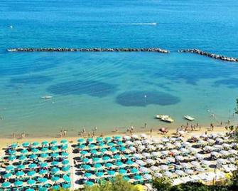 Marcheamore - Il Passaggio Segreto, Luxury Loft In The Heart Of Fermo - Fermo - Spiaggia