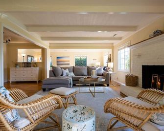 Pleasure Point Getaway with hot tub, dog friendly! - Santa Cruz - Salon