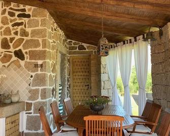 Villa Mariachiara - L'oasi verde - San Pantaleo - Dining room