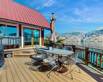 Tift Lake House - Chelan - Balcony