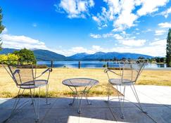 Te Anau Lakeview Holiday Park & Motels - Te Anau - Patio