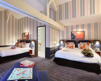 Auberge du Cheval Blanc - Jossigny - Habitación