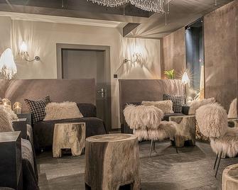 Hotel Blausee - Reichenbach im Kandertal - Lounge