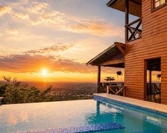 #1 Villa for Event, Party, Bbq, Pool, City View - Tamboril - Pool