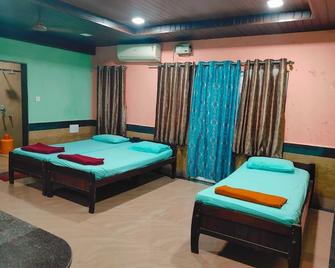 Hotel Gokarna International - Gokarna - Bedroom