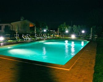 Agriturismo Le Rose - Montalto di Castro - Pool