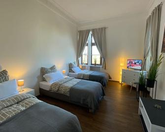 Charmante Wohnung am Neckar - Bad Wimpfen - Schlafzimmer