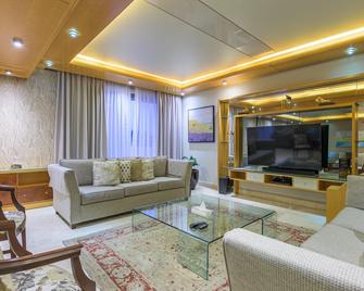 Lahoya Suites - Beirut - Living room