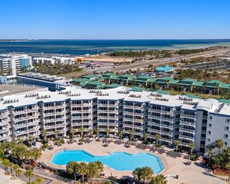 Destin West Heron 505 - Bay Views - Overlooking the Lazy River - Free Beach Svc - Fort Walton Beach