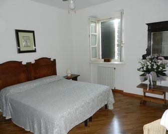 Bed & Breakfast Pegaso - Valeggio sul Mincio - Schlafzimmer