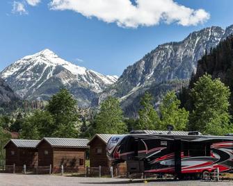 Ouray Riverside Resort - Inn & Cabins - Ouray
