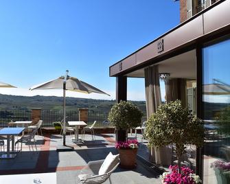Villa Fontana Relais Suite & Spa - Agliano Terme - Innenhof