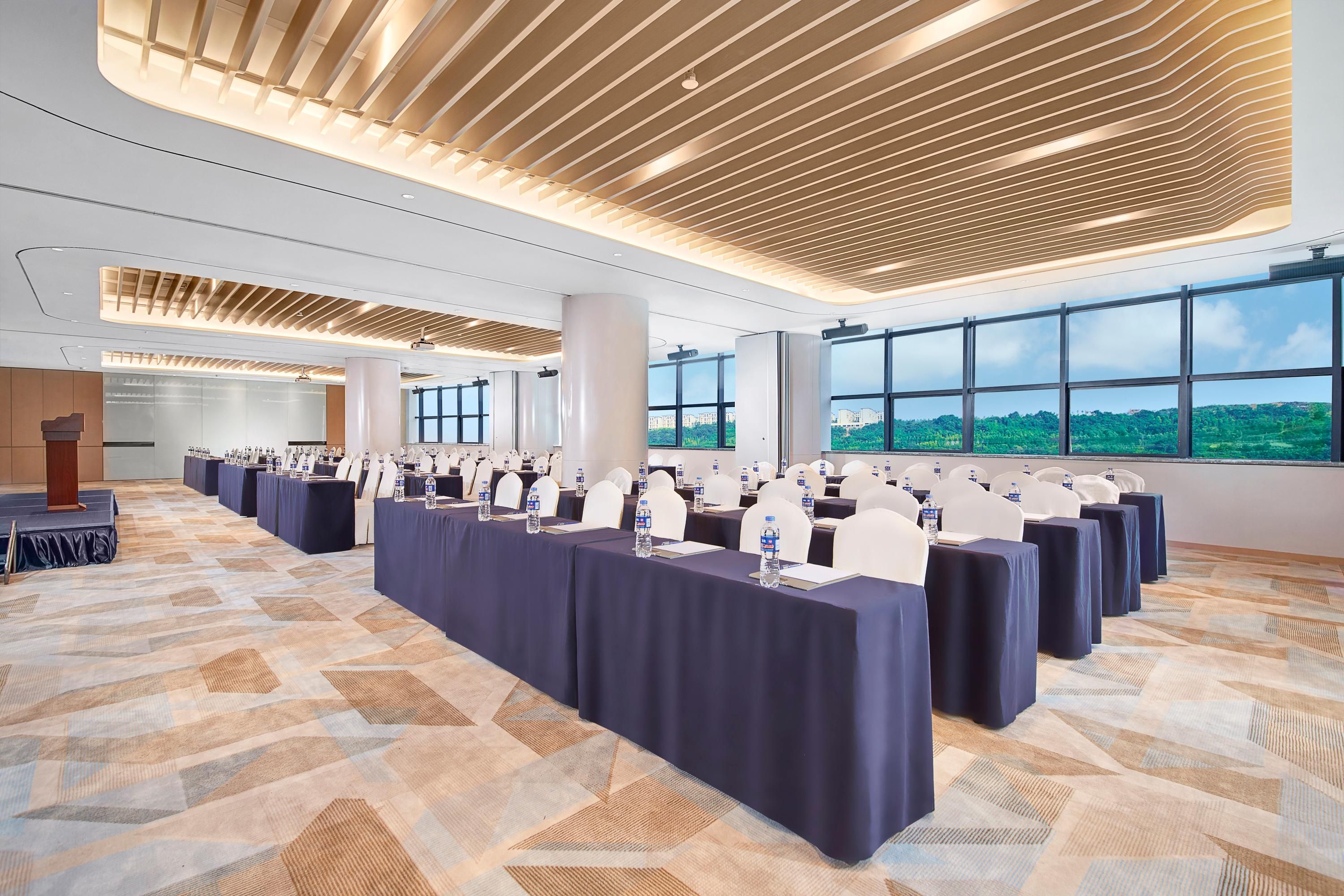 Holiday Inn Express Chongqing Airport Zone By IHG