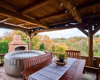 Holiday Home Trnovka by Villas Guide - Popovača - Balcony
