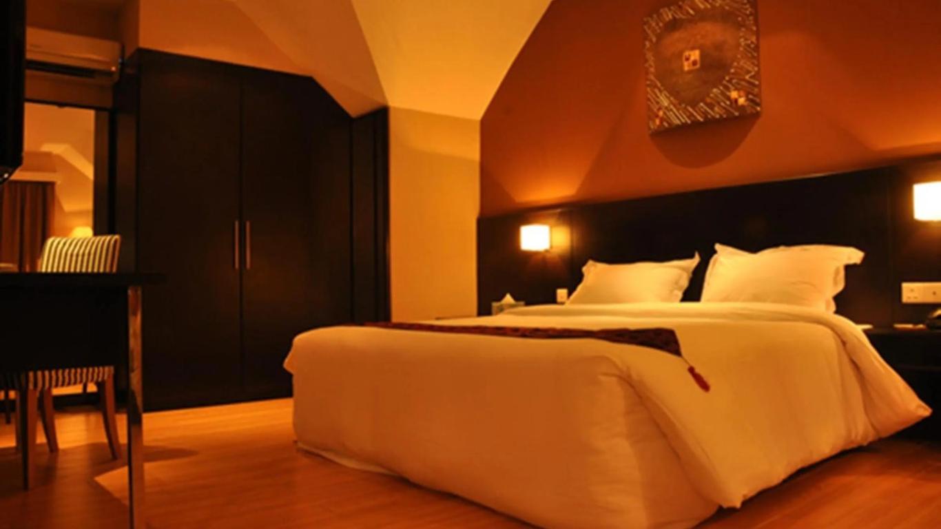 Tat Place Hotel