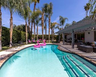 Palm Springs Paradise - Palm Springs - Pool