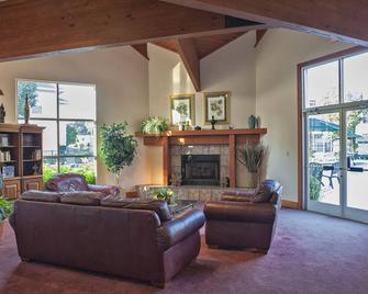 Palace View Resort by Spinnaker - Branson - Living room