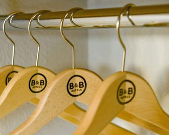 B&B HOTEL Marseille Aéroport Saint-Victoret - Marignane - Zimmerausstattung