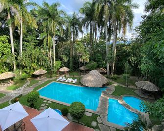 Hotel Maya Palenque - Palenque - Басейн