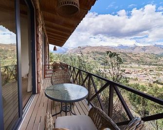 Wayarumi Hotel Boutique - Carhuaz - Balcón