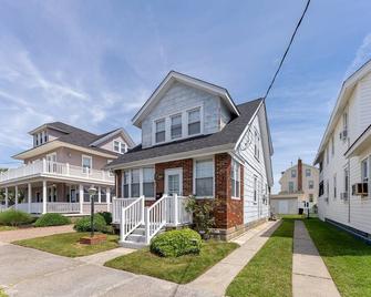 113 E 24Th Ave, 1St Floor - North Wildwood - Building