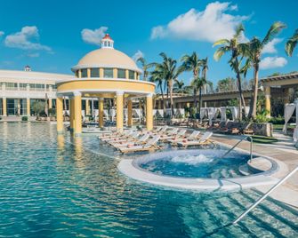 Joia Paraíso by Iberostar - Playa del Carmen - Pool