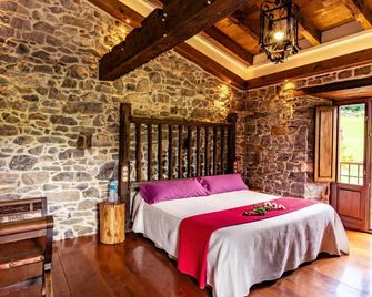 Casona de El Castañíu - Cabañaquinta - Bedroom